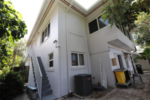 820 NE 17th Avenue, Fort Lauderdale, FL 33304