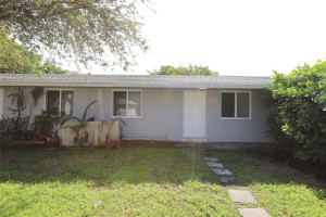 820 NE 17th Avenue, Fort Lauderdale, FL 33304