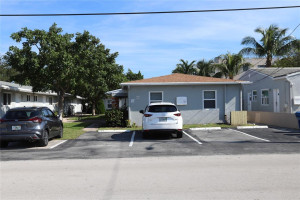820 NE 17th Avenue, Fort Lauderdale, FL 33304