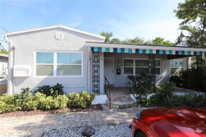 820 NE 17th Avenue, Fort Lauderdale, FL 33304