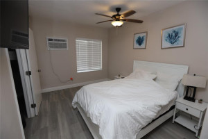 820 NE 17th Avenue, Fort Lauderdale, FL 33304