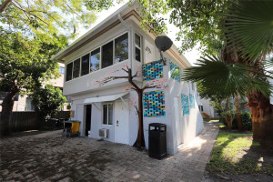 828 NE 17th Avenue, Fort Lauderdale, FL 33304