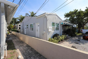 828 NE 17th Avenue, Fort Lauderdale, FL 33304