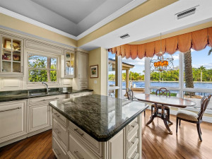 1352 Seminole Drive, Fort Lauderdale, FL 33304