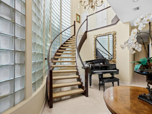 1352 Seminole Drive, Fort Lauderdale, FL 33304