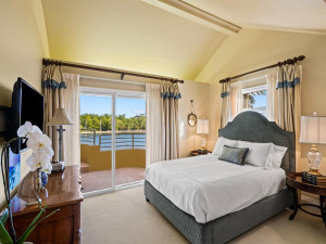 1352 Seminole Drive, Fort Lauderdale, FL 33304