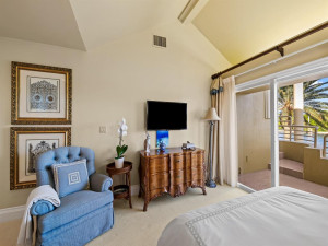 1352 Seminole Drive, Fort Lauderdale, FL 33304