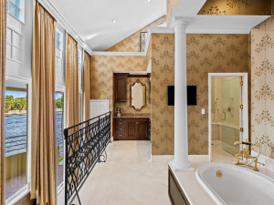 1352 Seminole Drive, Fort Lauderdale, FL 33304