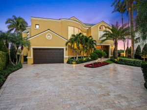 1352 Seminole Drive, Fort Lauderdale, FL 33304