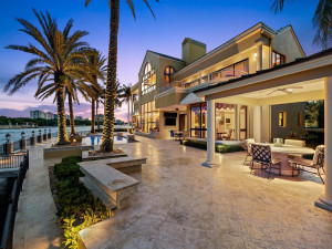 1352 Seminole Drive, Fort Lauderdale, FL 33304