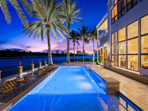 1352 Seminole Drive, Fort Lauderdale, FL 33304