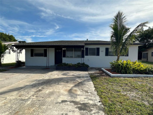 512 NW 5th Street, Boynton Beach, FL 33435