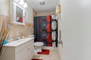 3144 NW 40th Street, Lauderdale Lakes, FL 33309