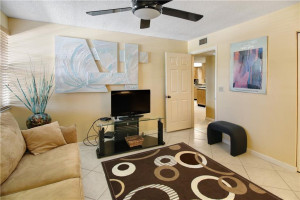 Photo for 7329 Fairfax Drive, 203, Tamarac, FL 33321 - Listing #FX-10381647 7329 Fairfax Drive, 203, Tamarac, FL 33321