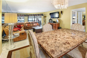 Photo for 7329 Fairfax Drive, 203, Tamarac, FL 33321 - Listing #FX-10381647 7329 Fairfax Drive, 203, Tamarac, FL 33321