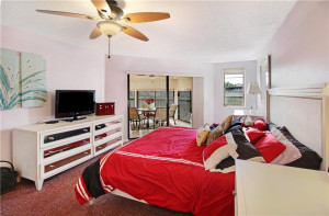 Photo for 7329 Fairfax Drive, 203, Tamarac, FL 33321 - Listing #FX-10381647 7329 Fairfax Drive, 203, Tamarac, FL 33321