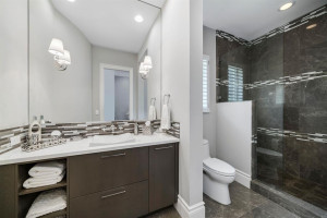 1001 Hillsboro Mile, Hillsboro Beach, FL 33062
