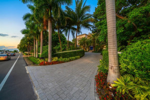 1001 Hillsboro Mile, Hillsboro Beach, FL 33062
