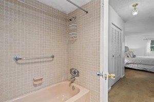 4770 NW 21st Street, 211, Lauderhill, FL 33313