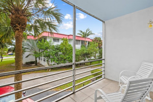 4770 NW 21st Street, 211, Lauderhill, FL 33313