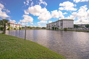 4770 NW 21st Street, 211, Lauderhill, FL 33313
