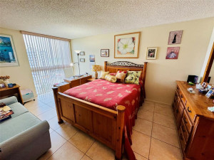 Photo for 3200 Collins Avenue, 10-2, Miami Beach, FL 33140 - Listing #FX-10416586 3200 Collins Avenue, 10-2, Miami Beach, FL 33140
