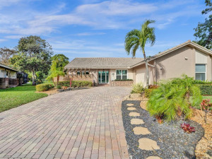 1922 NW 89th Terrace, Coral Springs, FL 33071