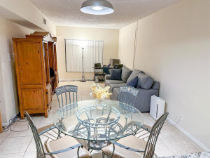 Photo for 2738 S University Drive, A15, Davie, FL 33328 - Listing #FX-10420288 2738 S University Drive, A15, Davie, FL 33328
