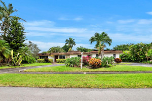 20 W Tropical Way, Plantation, FL 33317
