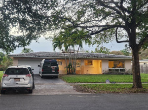 Photo for 241 SW 57th Avenue, Plantation, FL 33317 - listing #FX-10420521 241 SW 57th Avenue, Plantation, FL 33317