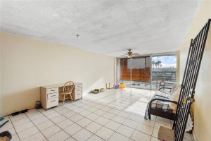 16850 SW Glades Drive, 4J, North Miami Beach, FL 33162