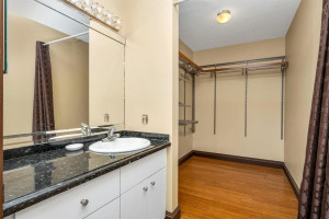 Photo for 200 Golden Isles Drive, 302, Hallandale Beach, FL 33009 - Listing #FX-10422280 200 Golden Isles Drive, 302, Hallandale Beach, FL 33009