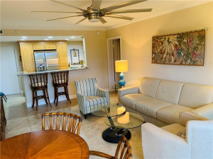 Open Plan Kitchen-Living Room-Dining Area