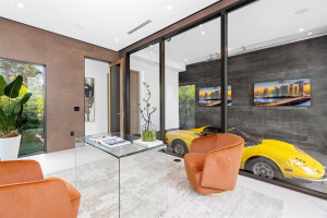 2418 Fryer Point, Fort Lauderdale, FL 33305