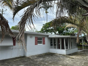 2561 NE 12th Terrace, Pompano Beach, FL 33064