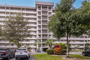Photo for 575 Oaks Lane, 703, Pompano Beach, FL 33069 - Listing #FX-10423062 575 Oaks Lane, 703, Pompano Beach, FL 33069