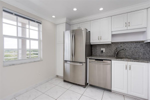 Photo for 575 Oaks Lane, 703, Pompano Beach, FL 33069 - Listing #FX-10423062 575 Oaks Lane, 703, Pompano Beach, FL 33069