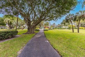 Photo for 575 Oaks Lane, 703, Pompano Beach, FL 33069 - Listing #FX-10423062 575 Oaks Lane, 703, Pompano Beach, FL 33069