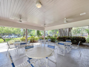 Photo for 575 Oaks Lane, 703, Pompano Beach, FL 33069 - Listing #FX-10423062 575 Oaks Lane, 703, Pompano Beach, FL 33069
