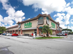 Photo for 575 Oaks Lane, 703, Pompano Beach, FL 33069 - Listing #FX-10423062 575 Oaks Lane, 703, Pompano Beach, FL 33069