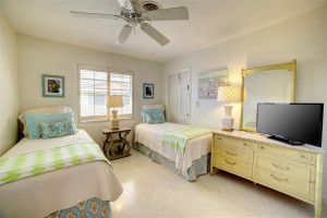 5450 N Ocean Boulevard, 6A, Lauderdale By The Sea, FL 33308