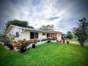 4310 NW 47th Street, Tamarac, FL 33319