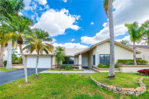 1260 NW 101st Avenue, Plantation, FL 33322