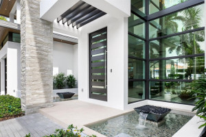 100 Royal Palm Drive, Fort Lauderdale, FL 33301