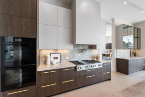 100 Royal Palm Drive, Fort Lauderdale, FL 33301