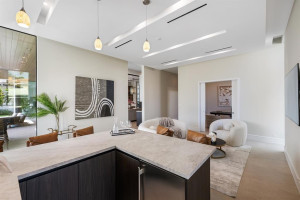 100 Royal Palm Drive, Fort Lauderdale, FL 33301