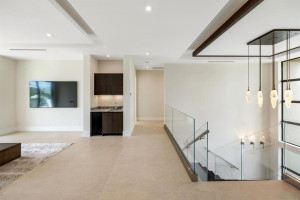 100 Royal Palm Drive, Fort Lauderdale, FL 33301