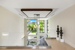 100 Royal Palm Drive, Fort Lauderdale, FL 33301