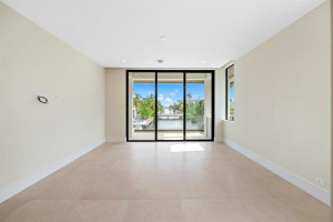 100 Royal Palm Drive, Fort Lauderdale, FL 33301