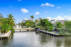 100 Royal Palm Drive, Fort Lauderdale, FL 33301